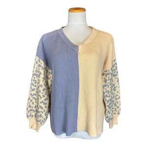 Stylish V-Neck Colorblock Sweater with Leopard Print Sleeves